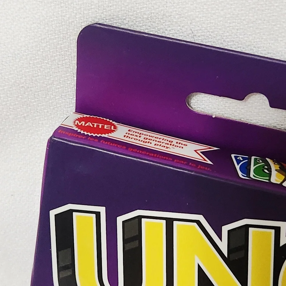 Mattel UNO Flip Double Sided Card Game for 2-10 Players Ages 7Y+ open box - Picture 9 of 10